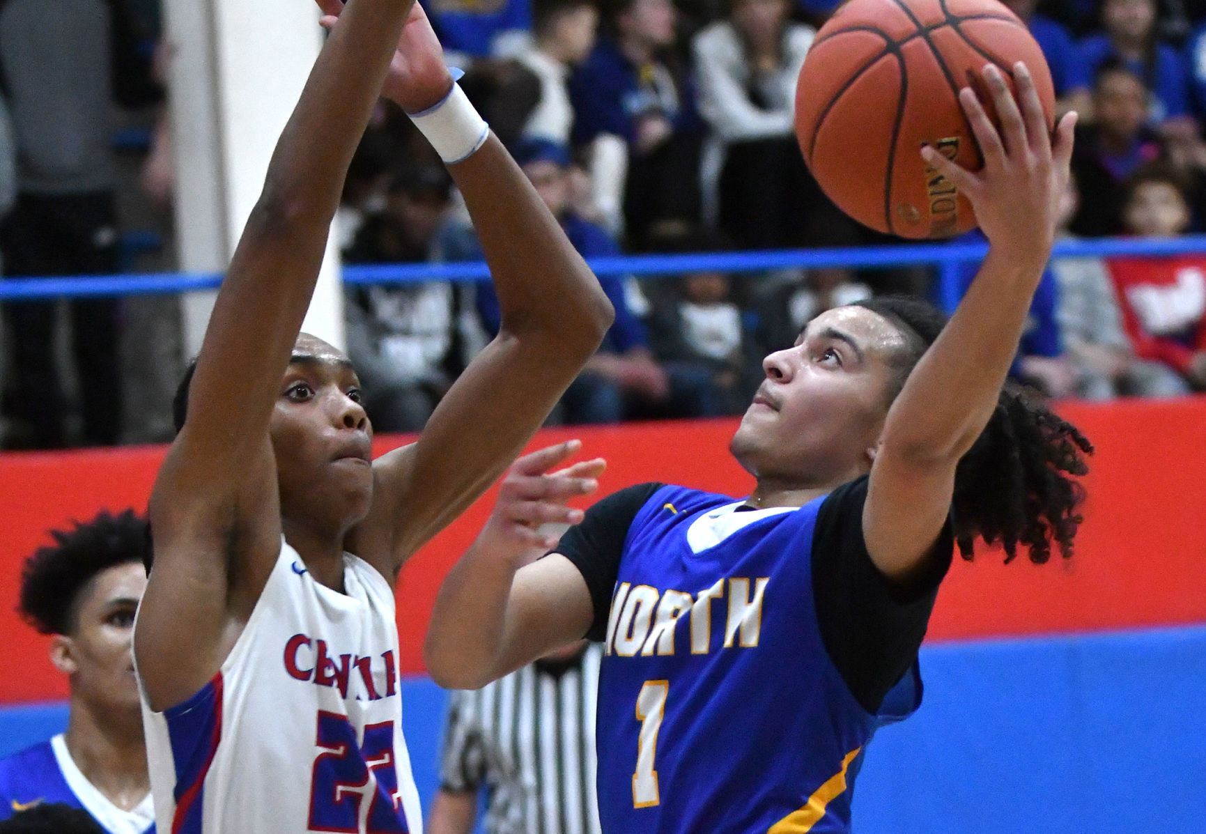 Davenport North vs Davenport Central boys basketball.